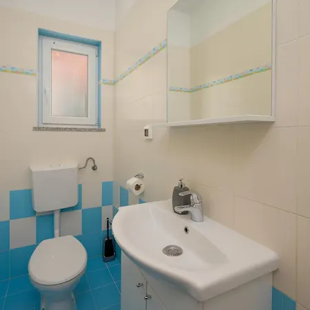 Tana Villa Tinjan